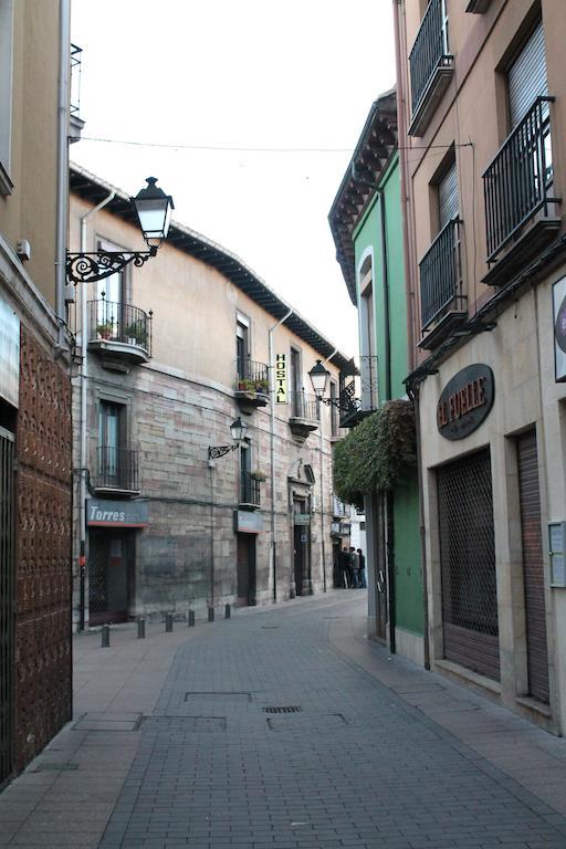 Hostal San Martin León Exterior foto